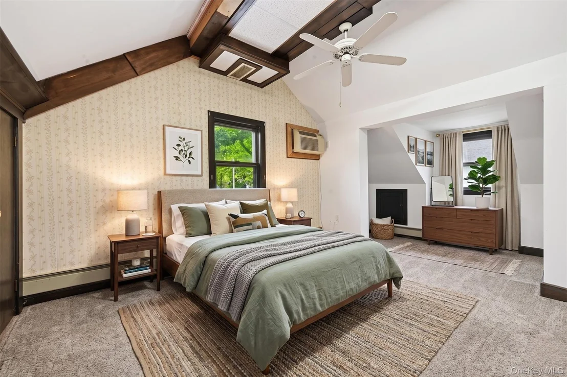 Photo of 333 Jackson Avenue