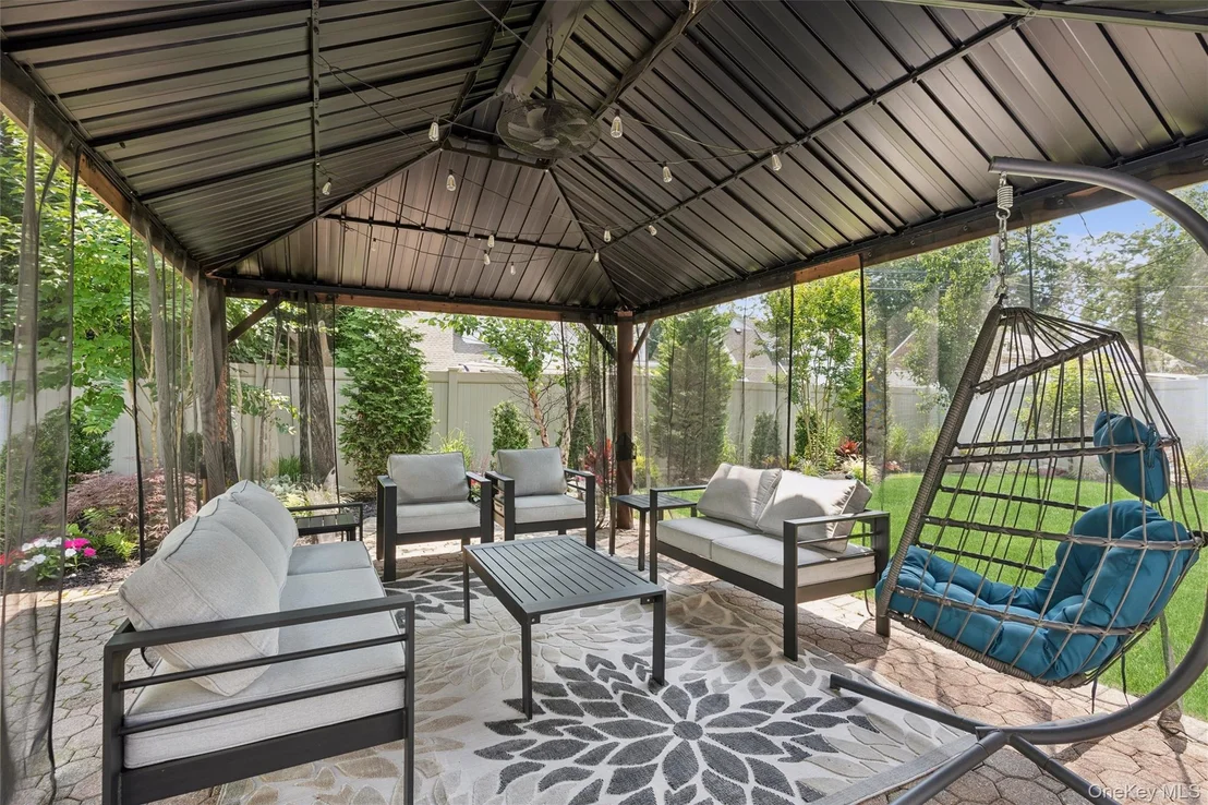 Photo of 20 Beverly Parkway