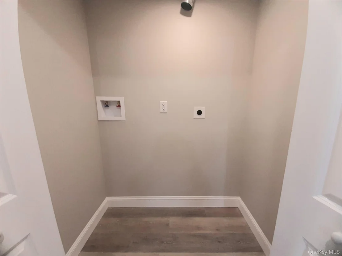 Photo of 38 Pine Woods Road