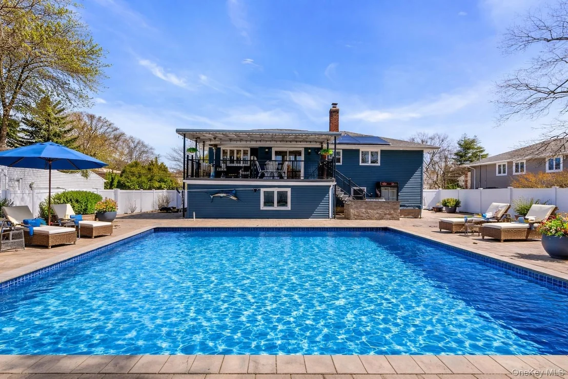 Photo of 15 Fairway Drive