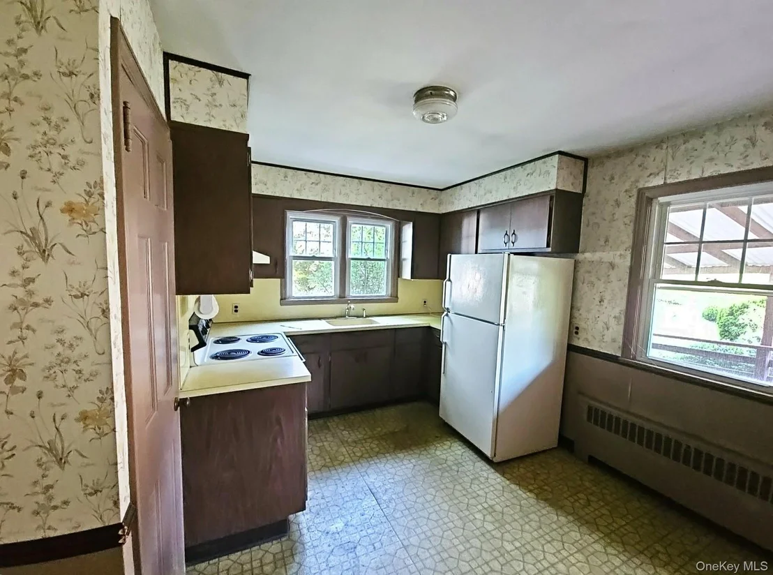 Photo of 233 Peaceable Hill Road