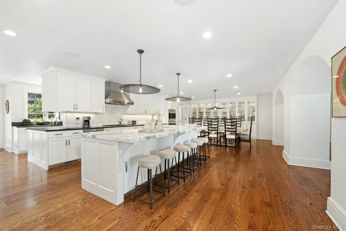 Photo of 73 Park Drive S