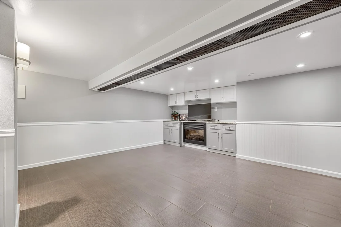 Photo of 27-01 167th Street