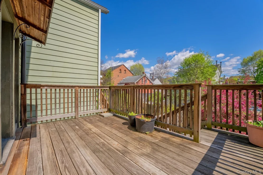 Photo of 72 Hunter Street