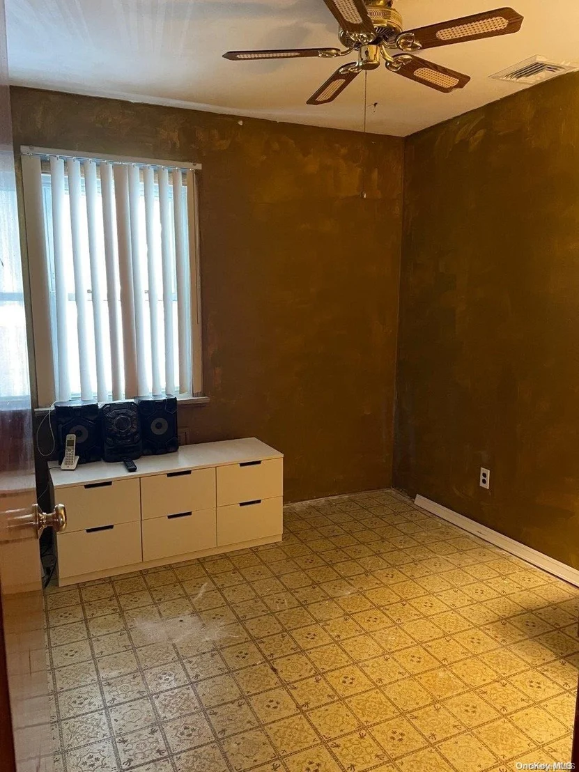 Photo of 47 Sherman Avenue