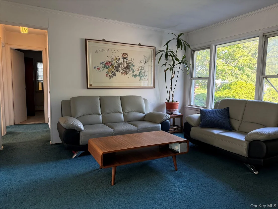 Photo of 2582 Oceanside Road