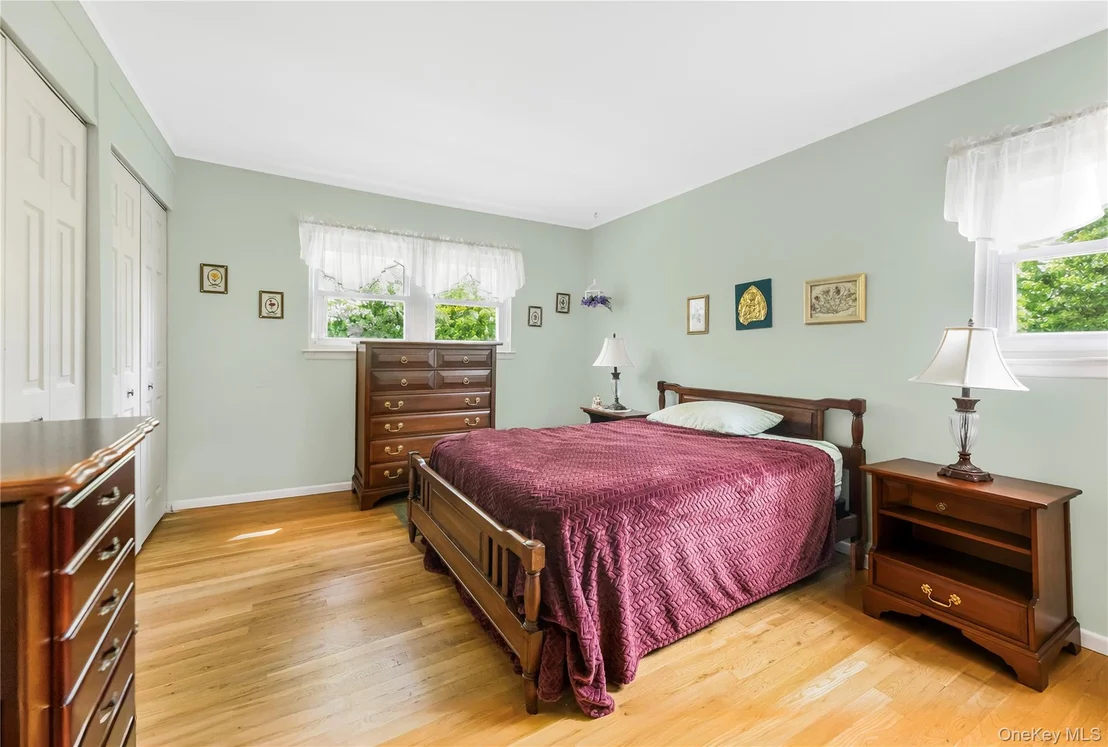Photo of 33 Dexter Road