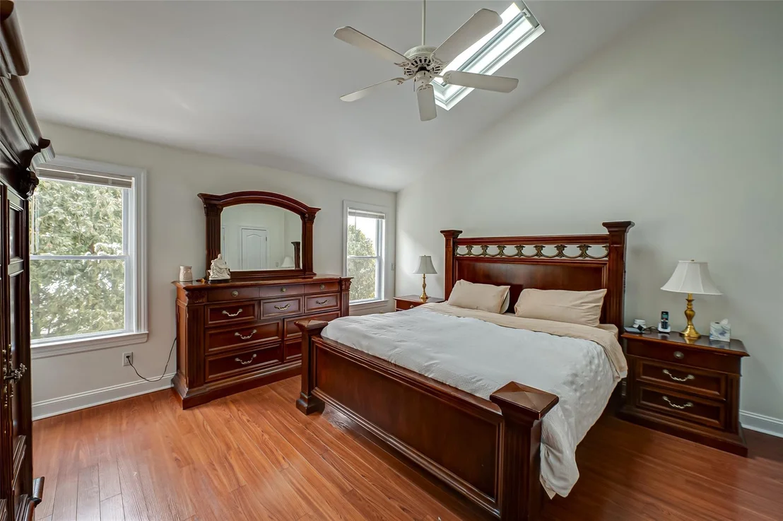 Photo of 17 Knollcrest Road