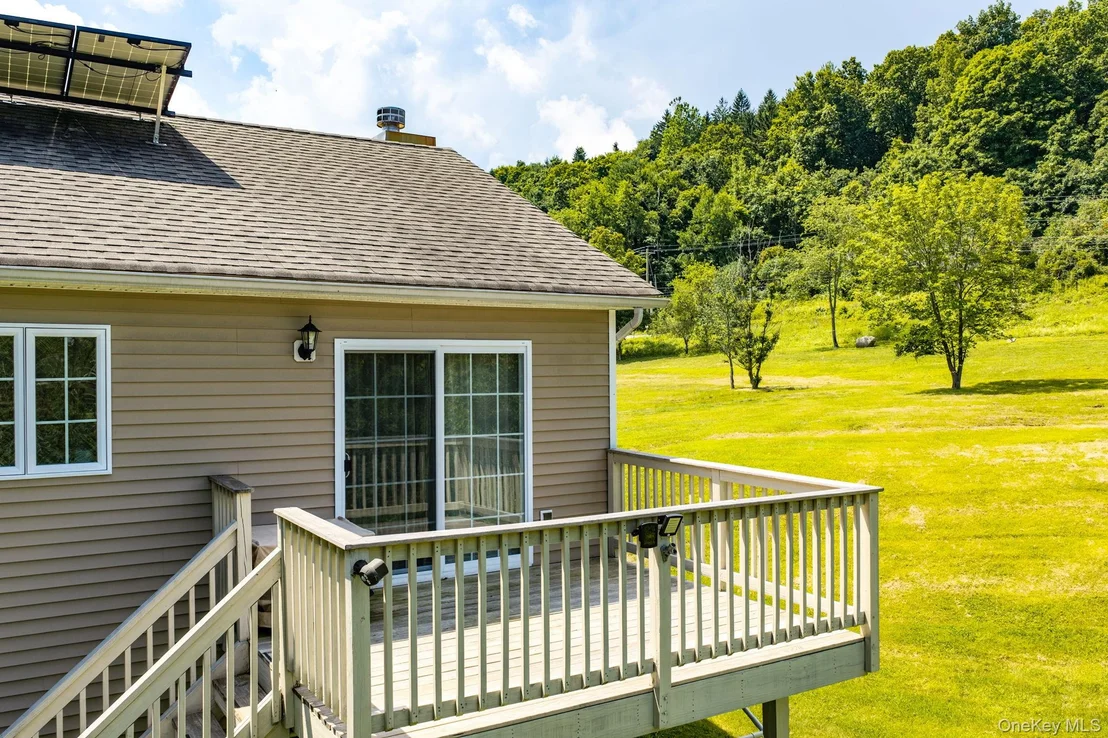 Photo of 236 Springbrook Road