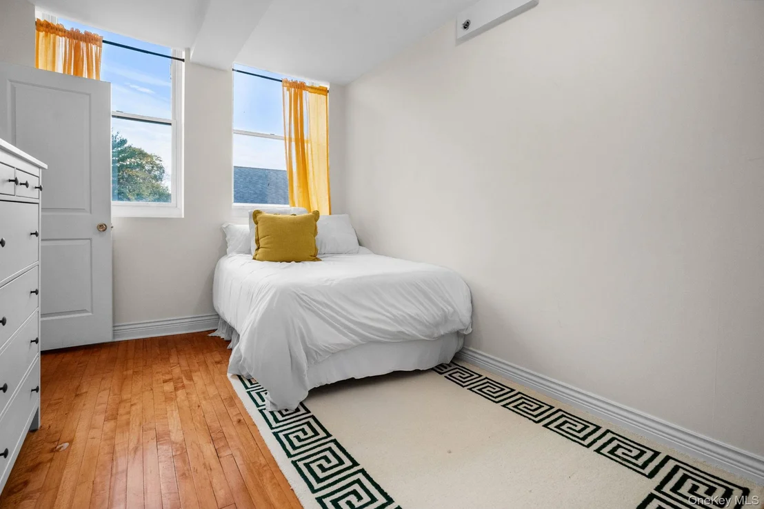 Photo of Unit PH4 at 88 Broadway
