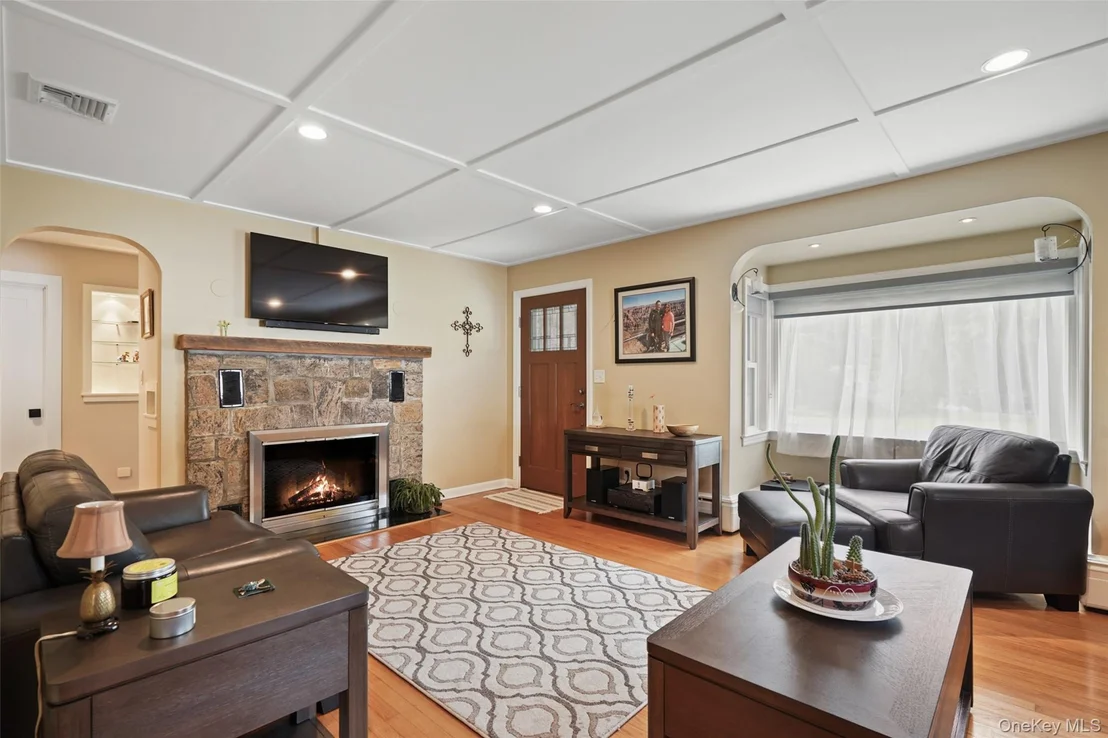 Photo of 36 Ernhofer Drive