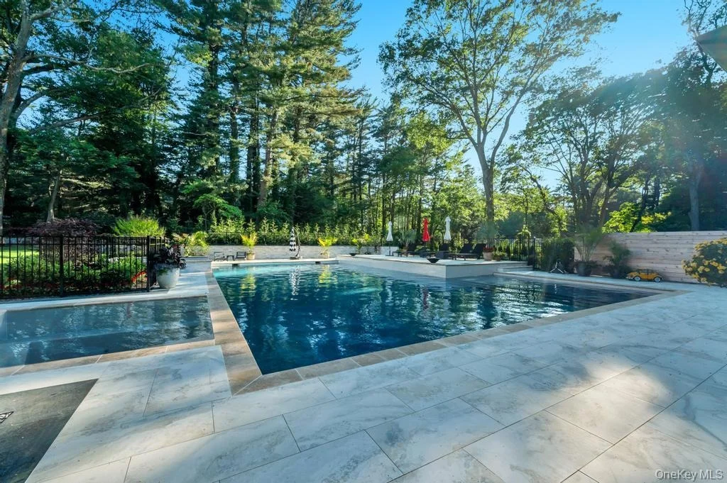 Photo of 2 Chelmsford Drive