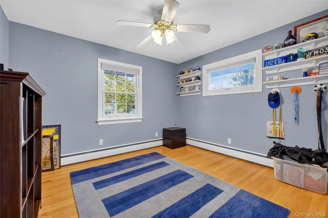 Photo of 69 Round Hill Road