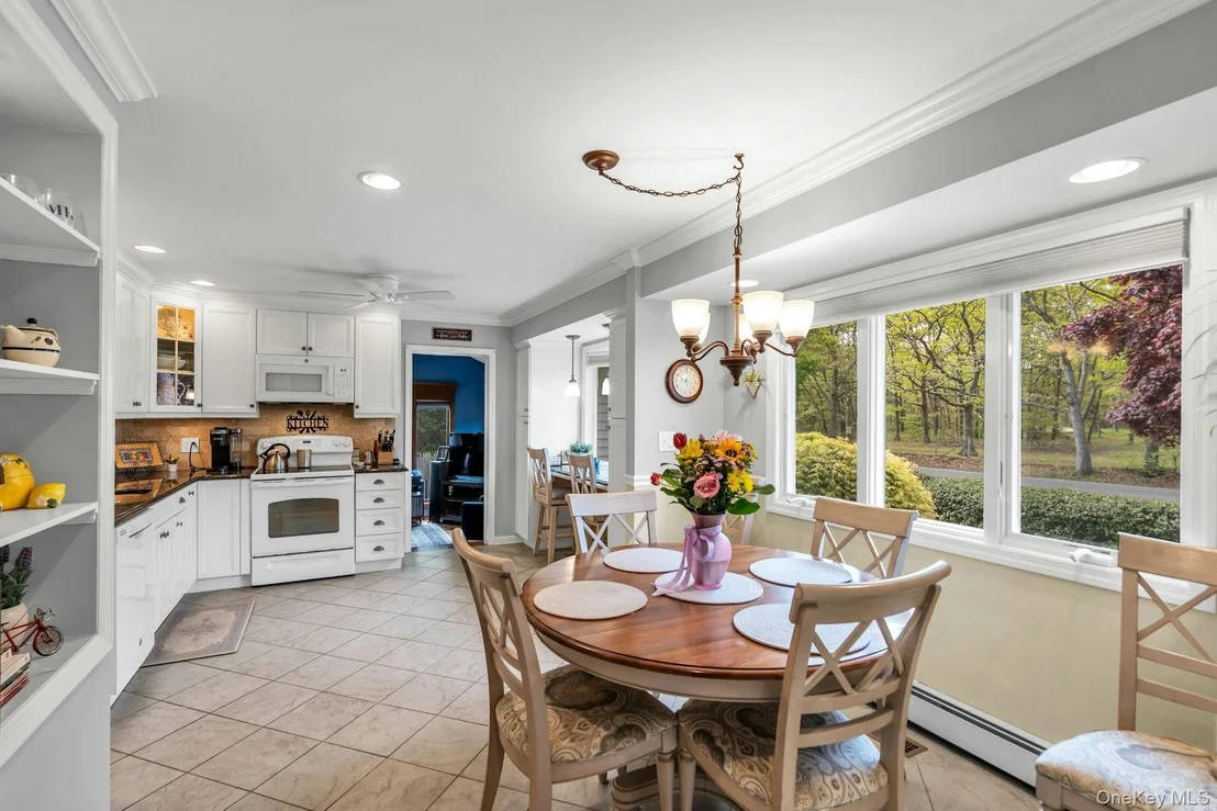 Photo of 303 Timberpoint Road