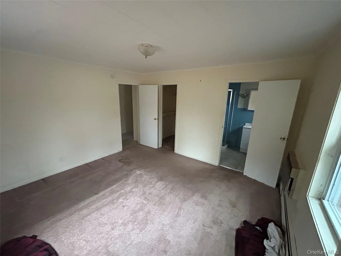 Photo of 155 Dahlia Drive
