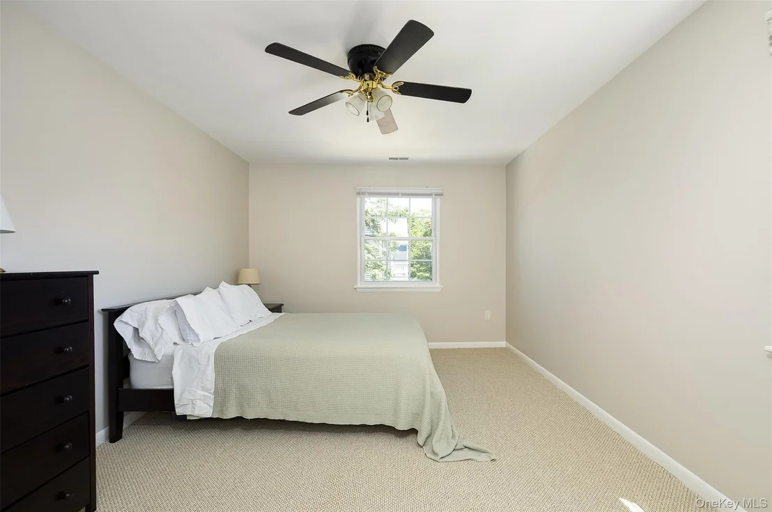 Photo of Unit G at 302 Commons Way