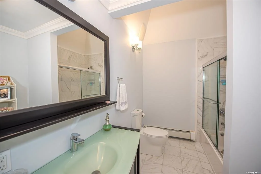 Photo of 205 Laurel Lane