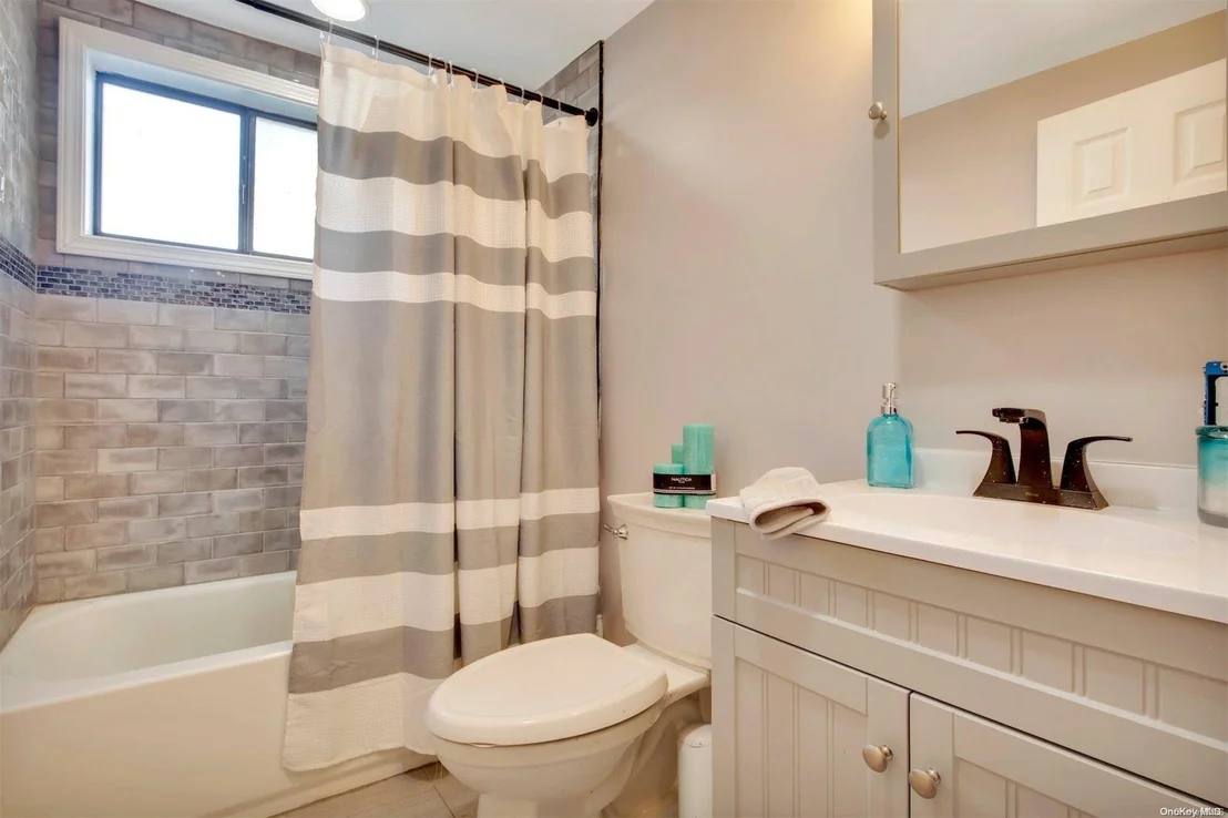 Photo of Unit 39 at 263 River Avenue
