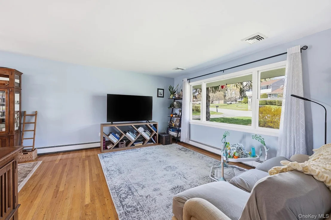 Photo of 27 Morningside Drive