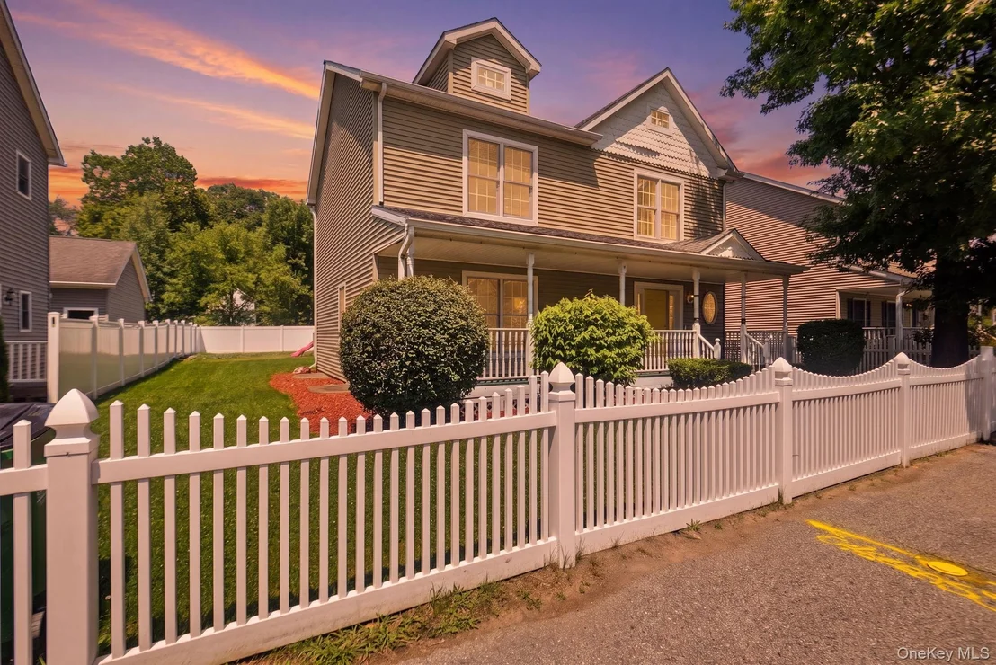 Photo of 37 N Cedar Street
