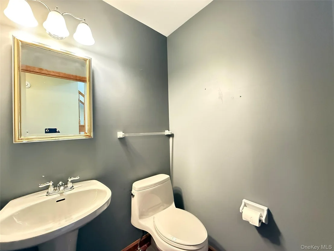Photo of 58 Hoose Boulevard
