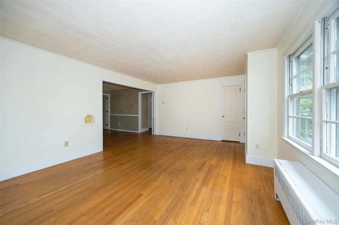 Photo of 166 Vassar Road