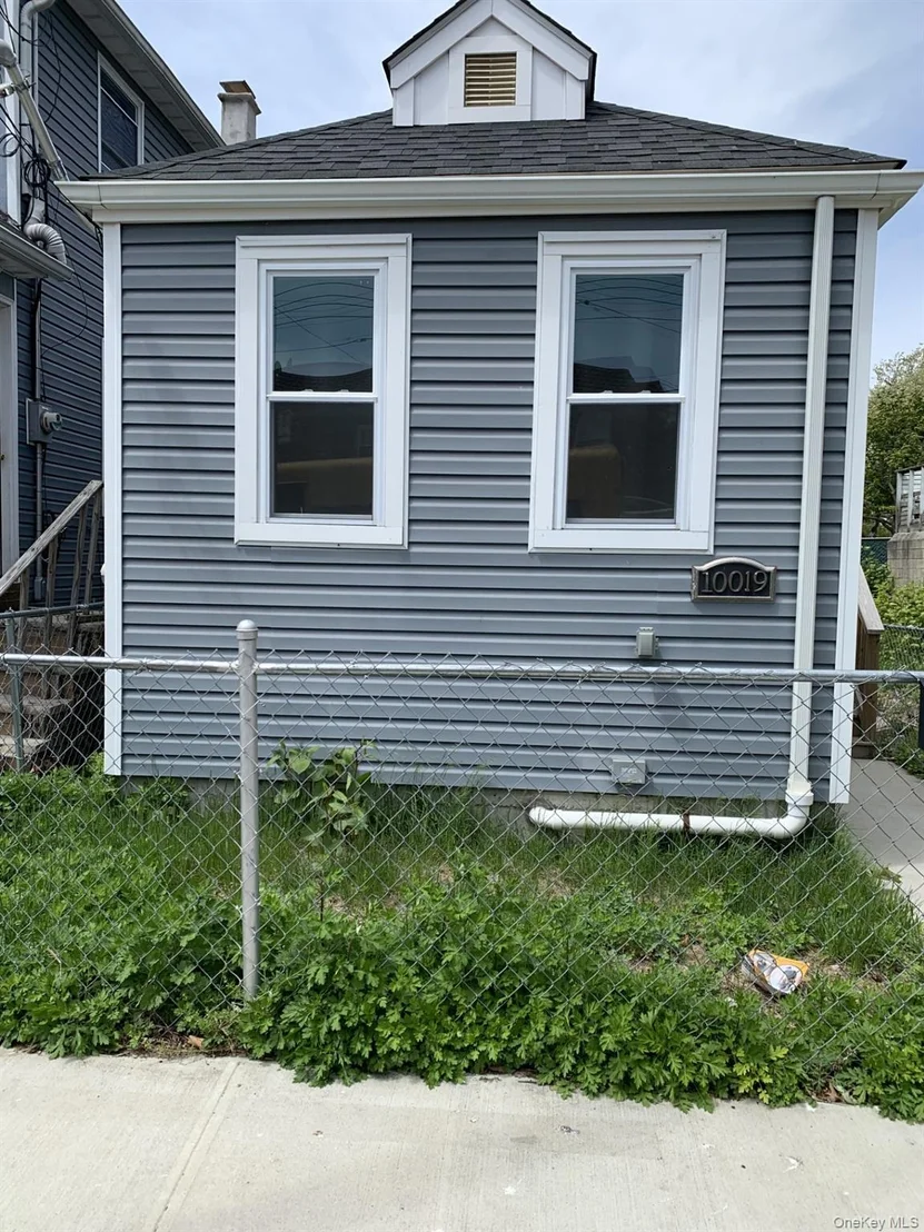 Photo of 10019 Avenue N