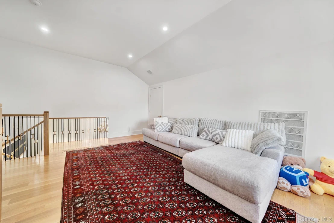 Photo of 783 Oakleigh Road