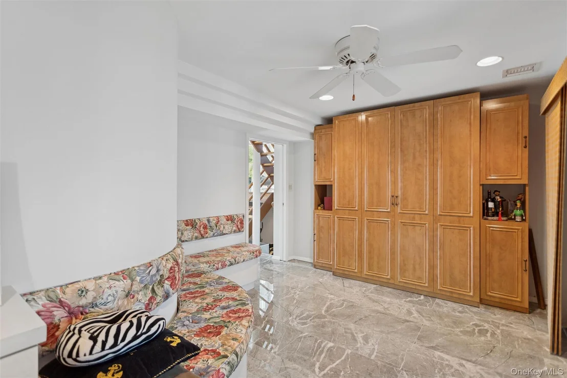 Photo of 2729 Shore Drive