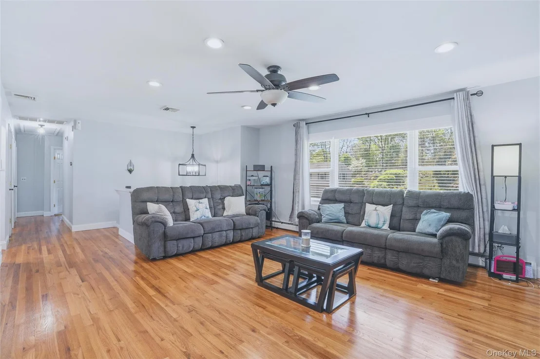 Photo of 12 Daisy Lane