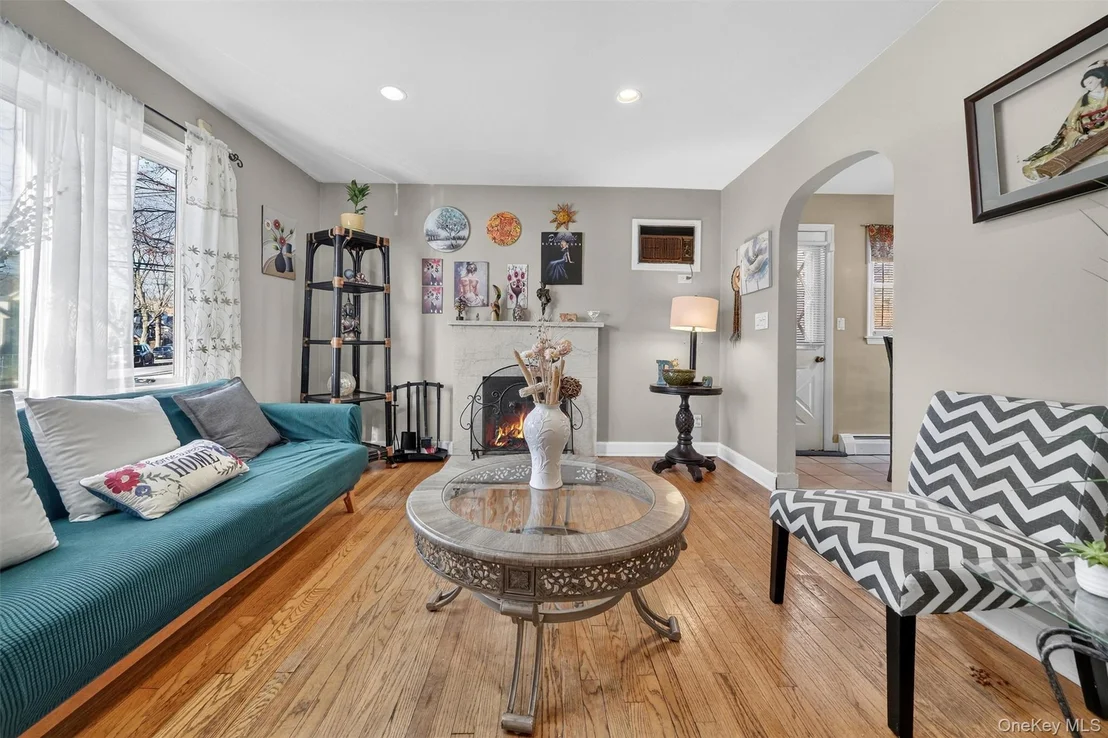 Photo of 191 Morsemere Avenue