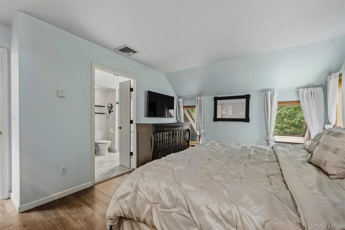 Photo of 237 Jacobs Road