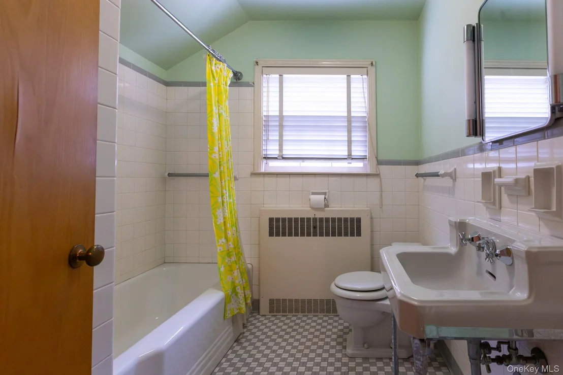 Photo of 10 Degarmo Place