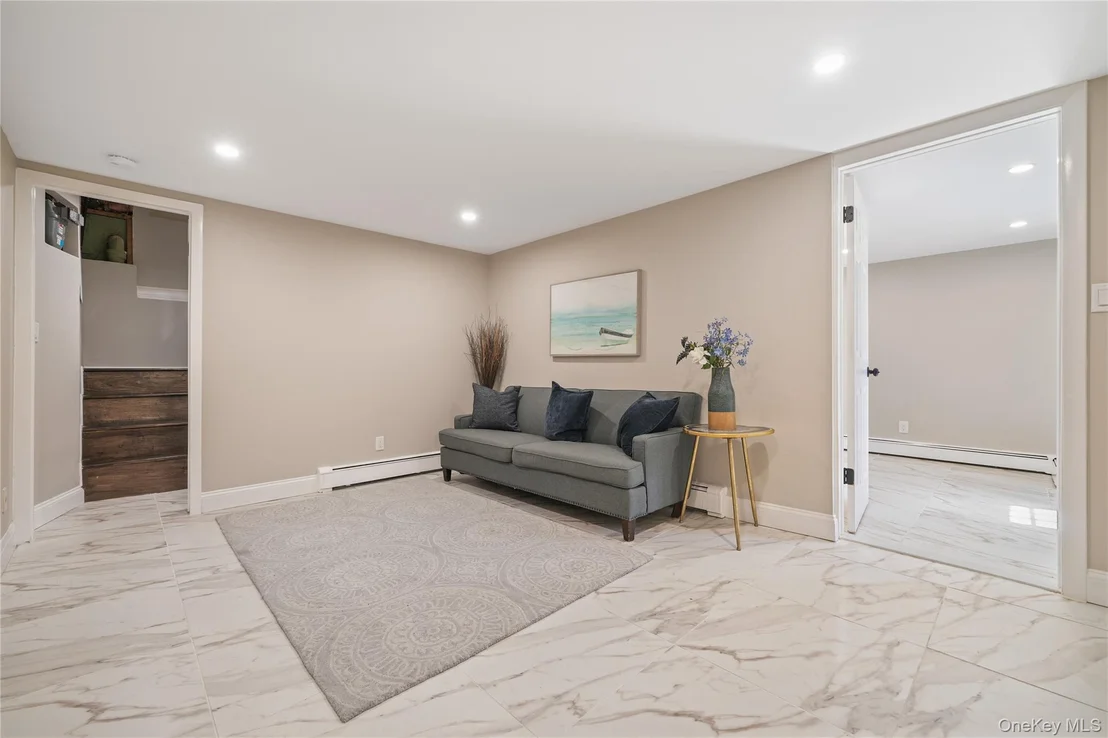 Photo of 511 Decatur Avenue