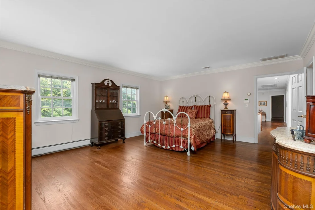 Photo of 202 McManus Road N
