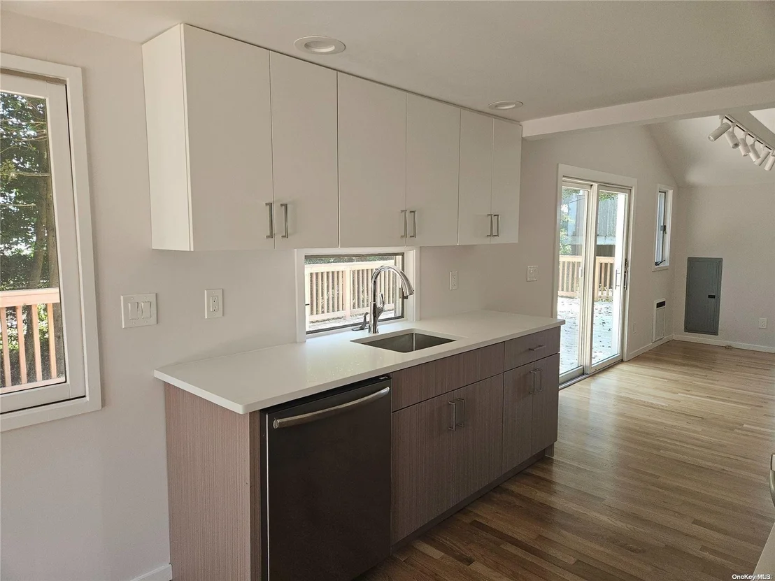 Photo of 341 Shell Walk