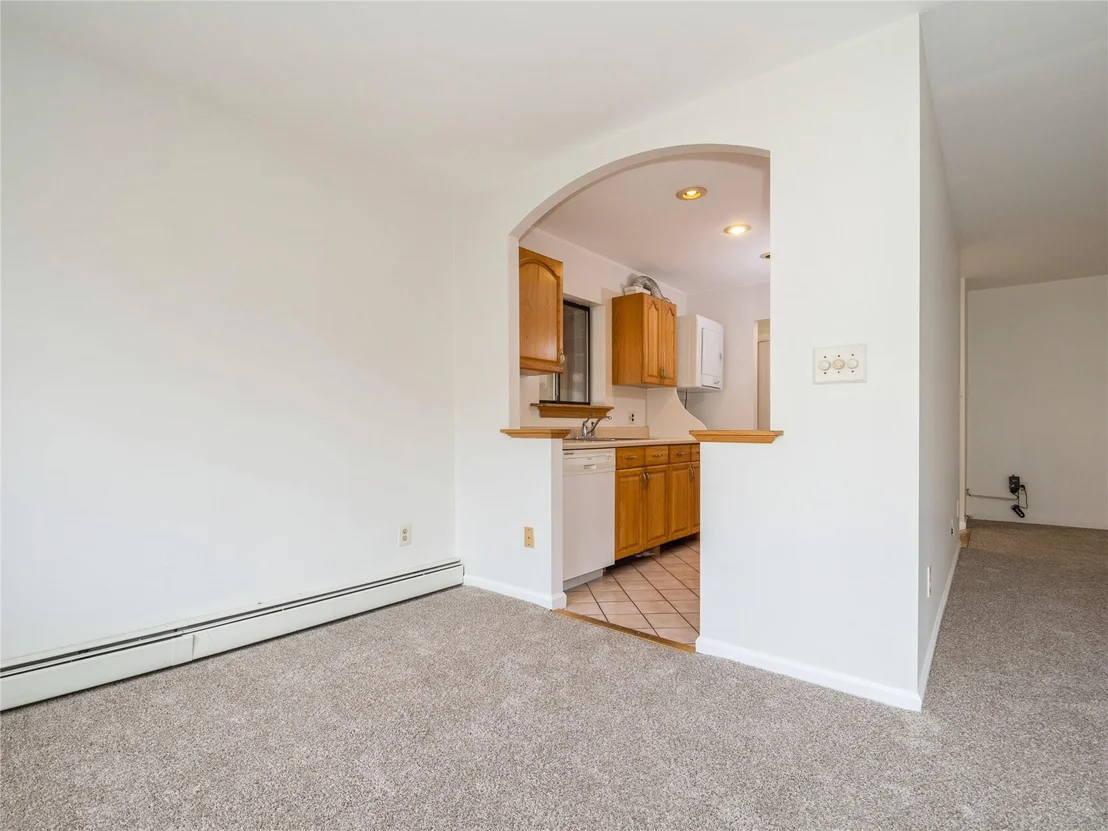 Photo of Unit 8 at 2 Loudon Drive
