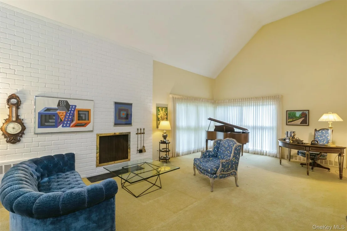 Photo of 5 Hemlock Drive