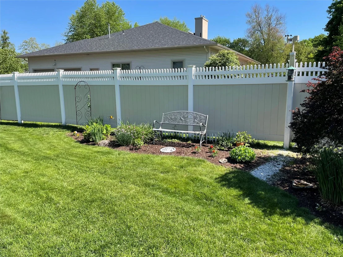 Photo of 21 Hasbrouck Avenue