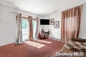 Photo of 320 Commack Road