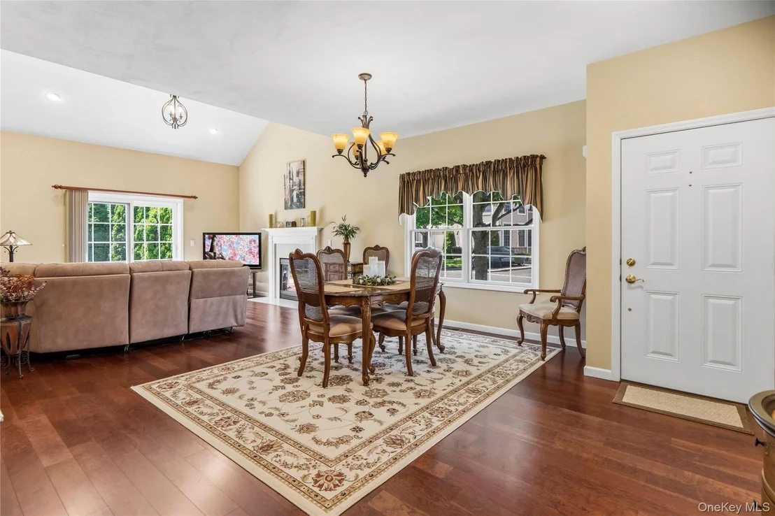 Photo of 51 Eagle Circle