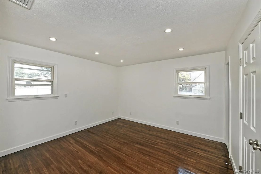 Photo of 15 Parkview Drive