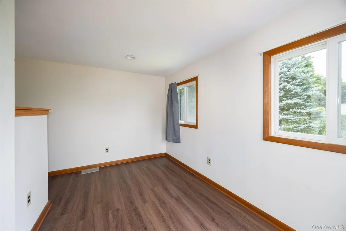 Photo of 5 Willow Road