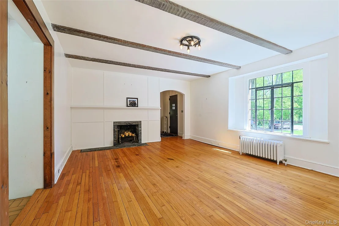 Photo of 404 Downing Way