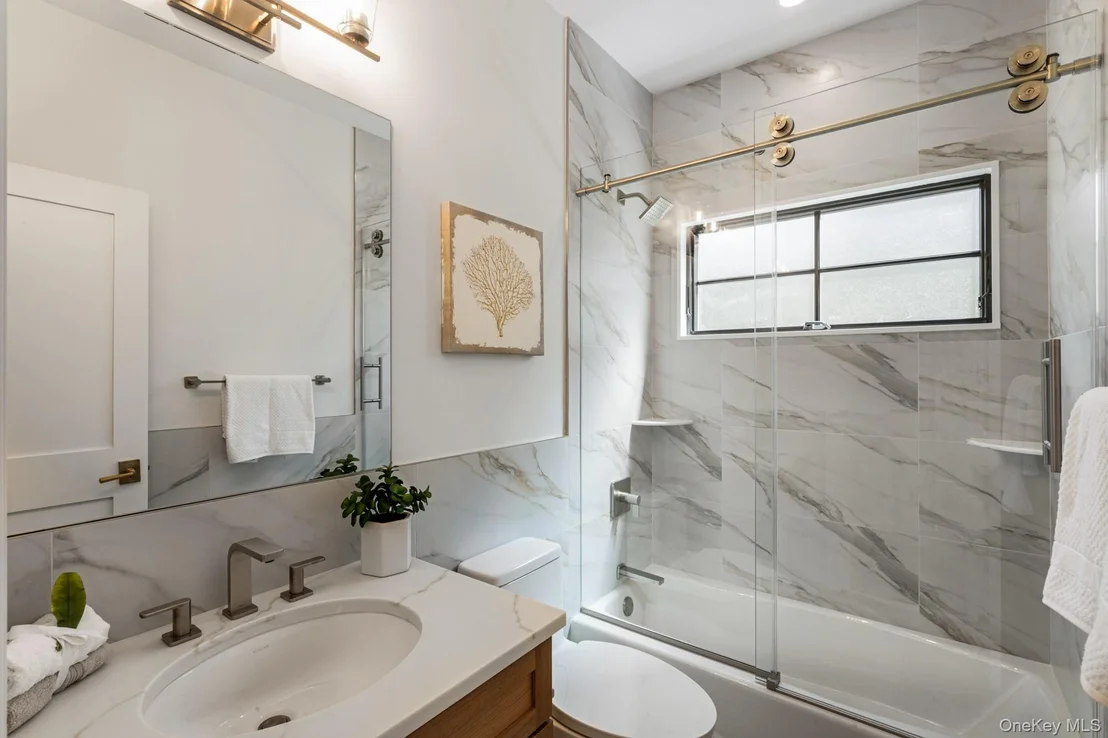 Photo of 33 3rd Street