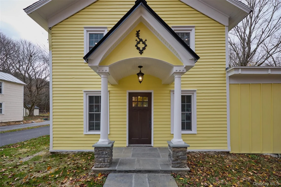 Photo of 30 Myrtle Avenue