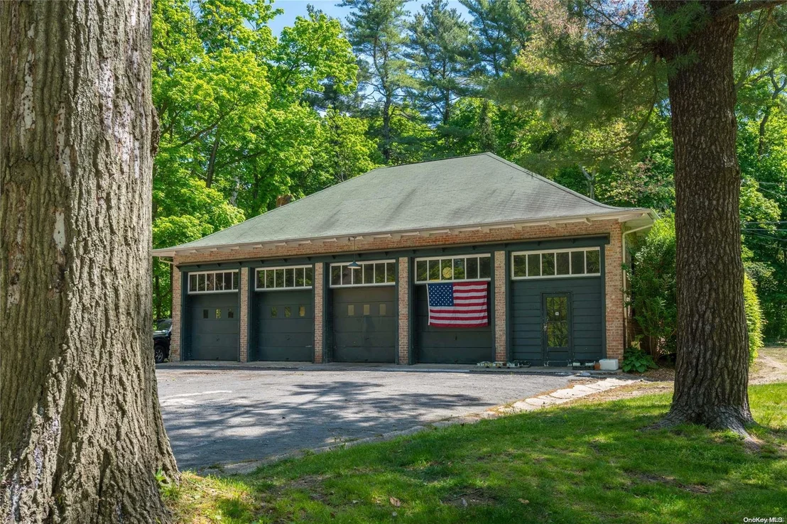 Photo of 72 Post Road