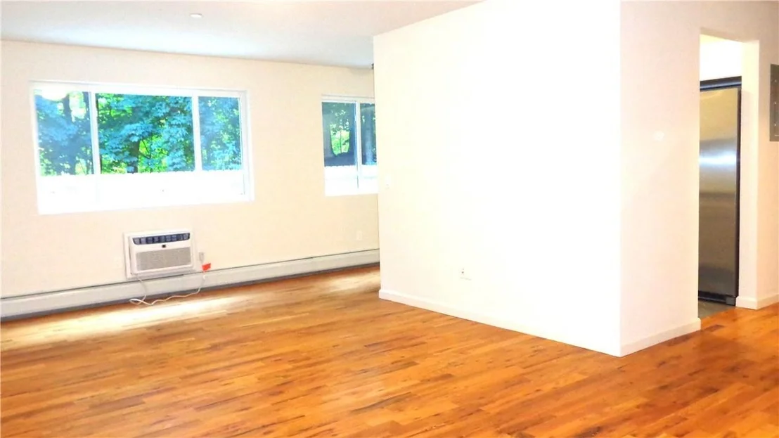 Photo of Unit J at 3 Woods End Circle