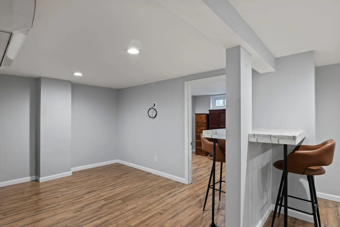 Photo of 233 4th Street