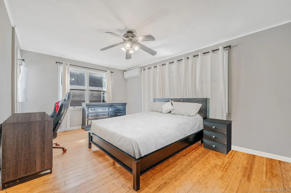 Photo of 128 Lakeside Trail